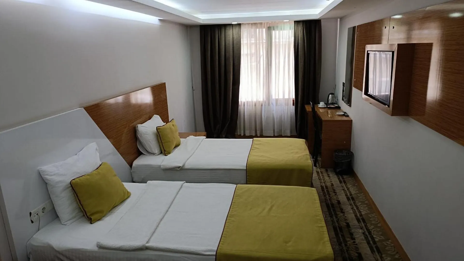 Bulvar Hotel Измир 3*,  Турция